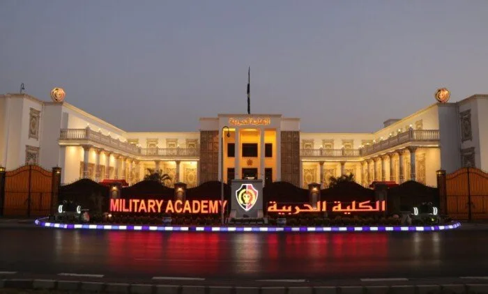 الكلية العسكرية 2025: متطلبات التقديم، الدرجات اللازمة، والمستندات المطلوبة