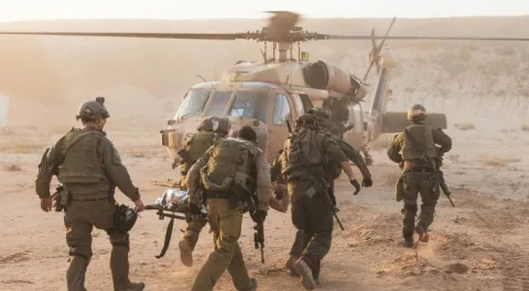 إلقاء القبض على صحفي إسرائيلي أشار إلى أن “العالم بات أفضل” بعد وفاة جنود في غزة
