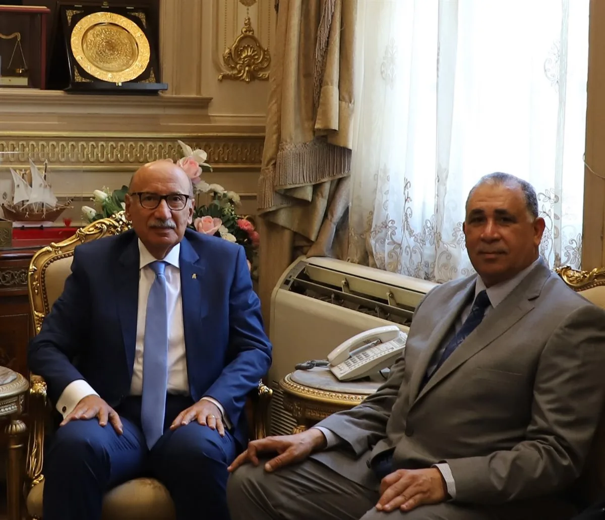 رئيس مجلس القضاء الأعلى يلتقي نقيب المحامين