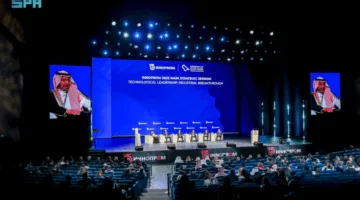 وزير الصناعة في جلسة حوارية في روسيا: المملكة تنطلق نحو تحول صناعي جديد وتهدف إلى التميز في تكنولوجيا المستقبل.