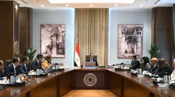 رئيس الوزراء يستعرض الآليات المقترحة لتفعيل القوانين الجديدة للإيجار