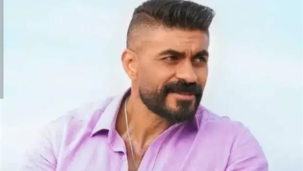 خالد سليم وزوجته في ضيافة “صاحبة السعادة”… تفاصيل “ليلة العمر” وكواليس من حياتهما الخاصة خالد سليم وزوجته في ضيافة “صاحبة السعادة”… تفاصيل “ليلة العمر” وكواليس من حياتهما الخاصة