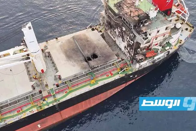 الحوثيون يقدمون لقطات لاستهداف وغرق سفينة «إترنيتي سي» (فيديو) الحوثيون يقدمون لقطات لاستهداف وغرق سفينة «إترنيتي سي» (فيديو)