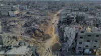 الدفاع المدني في غزة: أكثر من 100 شخص محاصرون تحت الركام شرق المدينة
