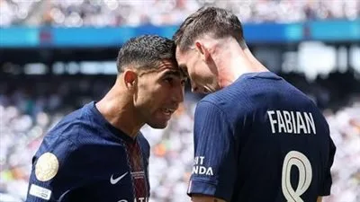 باريس سان جيرمان الفرنسي يسحق ريال مدريد الإسباني برباعية ويبلغ نهائي كأس العالم للأندية. باريس سان جيرمان الفرنسي يسحق ريال مدريد الإسباني برباعية ويبلغ نهائي كأس العالم للأندية.