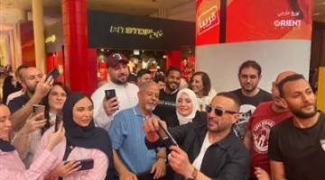 تحليل مشوق لأداء أحمد السقا في دبي خلال احتفاله بفيلمه “أحمد وأحمد”