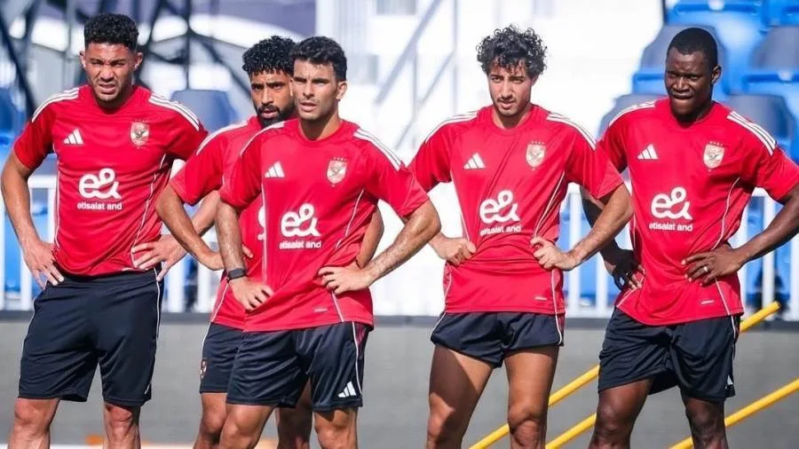 عاجل.. أسطورة الزمالك حول زيزو: “وضعيته هشة” عاجل.. أسطورة الزمالك حول زيزو: “وضعيته هشة”