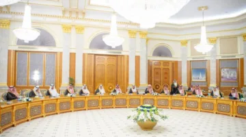 مجلس الوزراء السعودي ي reaffirm استمرار المملكة في تعزيز النمو الاقتصادي العالمي والتعاون مع المنتجين.