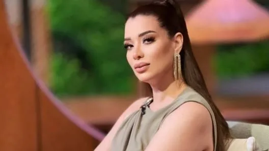 جدل واسع بعد دعم أحمد السقا عقب فضيحة مها الصغير جدل واسع بعد دعم أحمد السقا عقب فضيحة مها الصغير