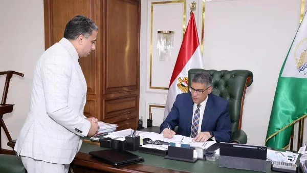 محافظ الجيزة يقرر تأجيل تسليم شهادة الكشف الطبي لطلاب الصف الأول الابتدائي