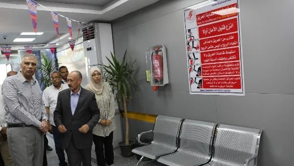 أسوان خلال يوم واحد: التأكيد على كفاءة نظام الإطفاء الذاتي في المنشآت الحكومية وتطبيق مخالفات المرور. أسوان خلال يوم واحد: التأكيد على كفاءة نظام الإطفاء الذاتي في المنشآت الحكومية وتطبيق مخالفات المرور.