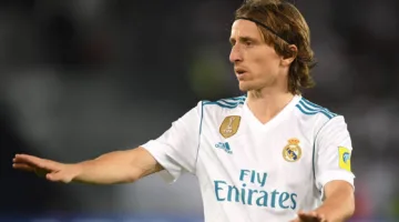 لوكا مودريتش ينهي مسيرته مع ريال مدريد بعد 13 عامًا من النجاحات