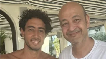 الإعلامي عمرو أديب يشارك تفاصيل لقائه مع محمد هاني لاعب الأهلي تحت عنوان ‘الشخص المحترم والمتحضر’