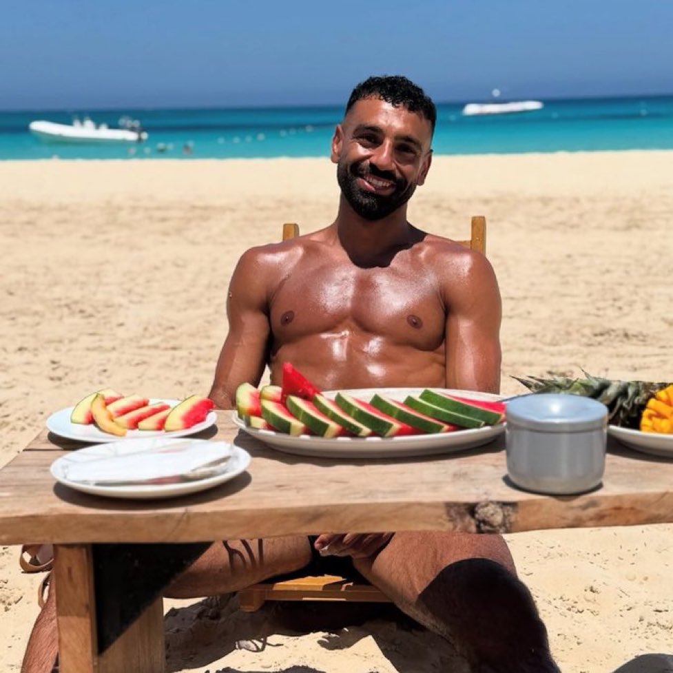 محمد صلاح خلال إجازته. (وكالات)