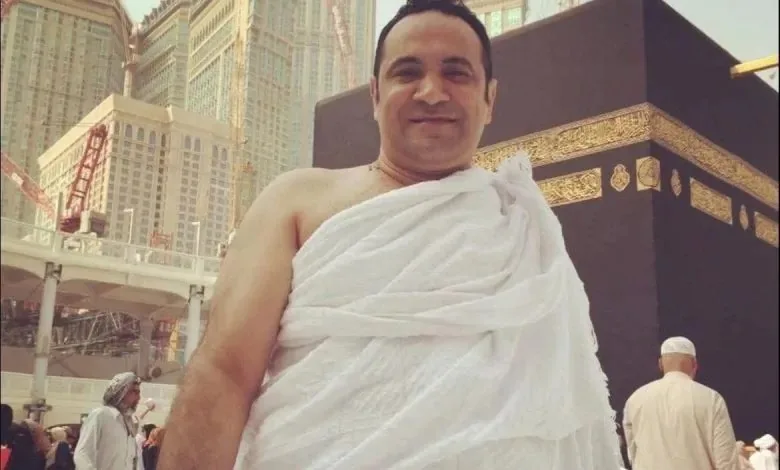 توفي الفنان الشعبي محمد عواد إثر أزمة قلبية مفاجئة تُسدل الستار على مسيرته الفنية. توفي الفنان الشعبي محمد عواد إثر أزمة قلبية مفاجئة تُسدل الستار على مسيرته الفنية.