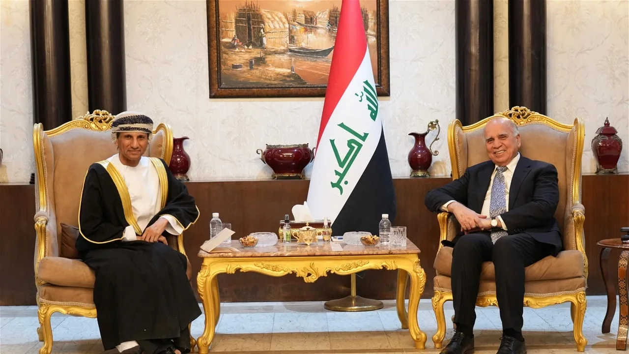 وزير الخارجية يناقش الانتخابات وعلاقات بغداد بأربيل مع ممثل الأمم المتحدة وزير الخارجية يناقش الانتخابات وعلاقات بغداد بأربيل مع ممثل الأمم المتحدة