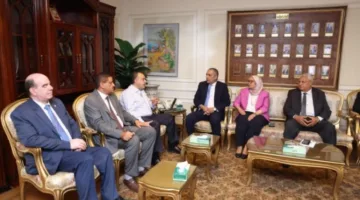 رئيس البنك الزراعي المصري يجتمع مع محافظ أسيوط لمناقشة تعزيز التعاون ودعم التنمية الزراعية في المحافظة