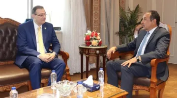 شراكة استراتيجية بين “القطاع الخاص” و”الإدارة والتنظيم” لتحسين الأداء المؤسسي وزيادة كفاءة الموظفين.
