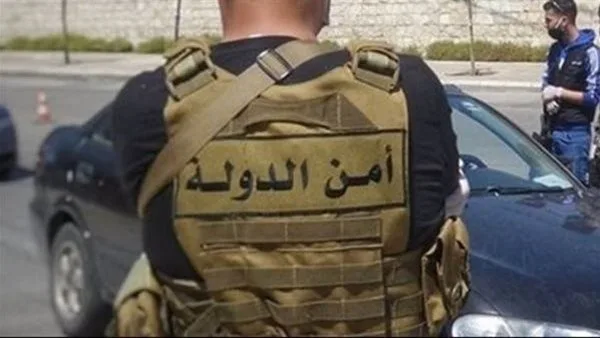 تعاطي المخدرات، فرض إتاوات وتعديات على المؤسسات.. قوى الأمن نشرت صورته (الصورة مرفقة في الخبر) تعاطي المخدرات، فرض إتاوات وتعديات على المؤسسات.. قوى الأمن نشرت صورته (الصورة مرفقة في الخبر)