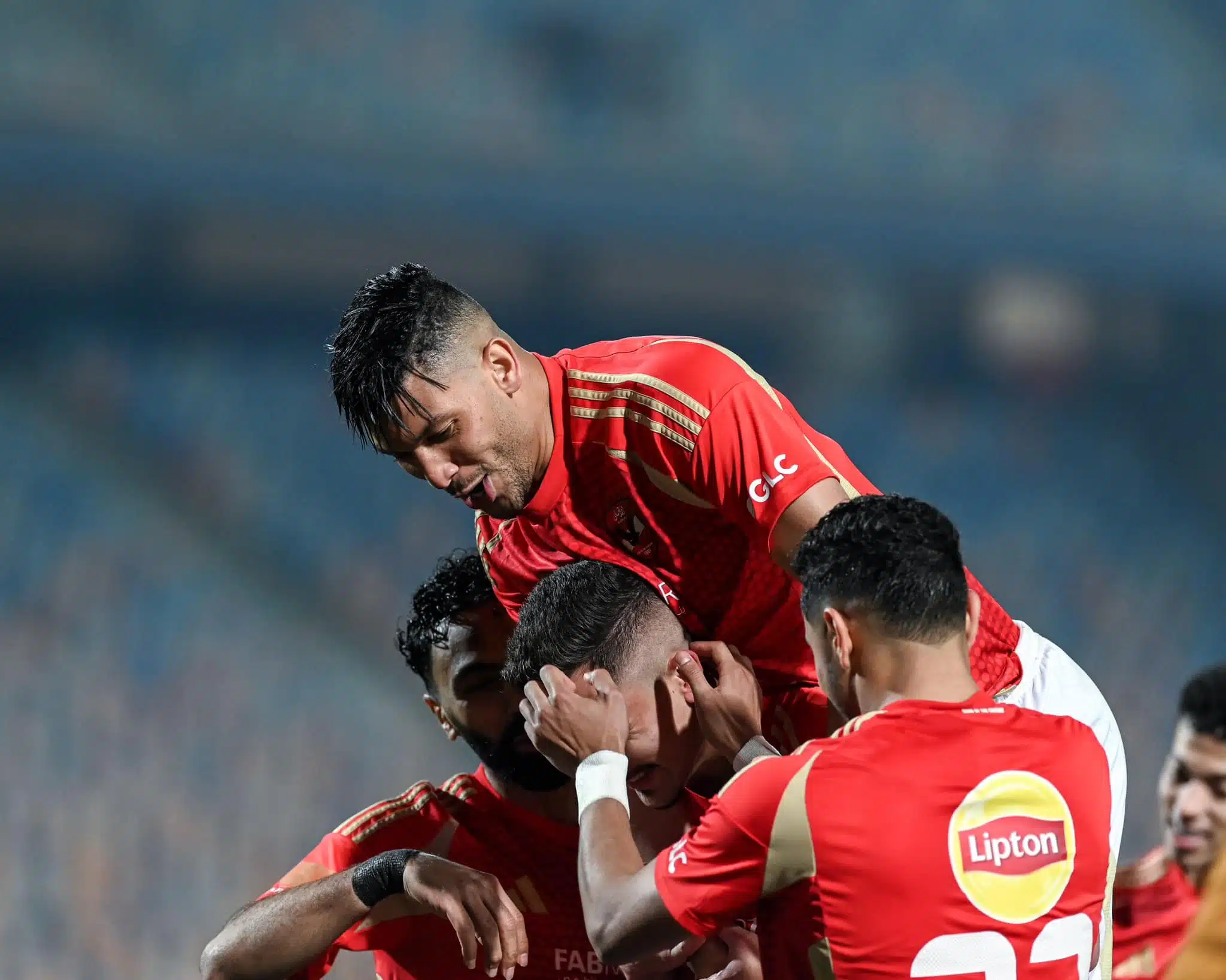 ريفيرو يوصي برحيل لاعب الأهلي الأساسي قبل فترة الإعداد 