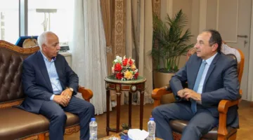 وزير قطاع الأعمال العام يلتقي برئيس اتحاد عمال مصر