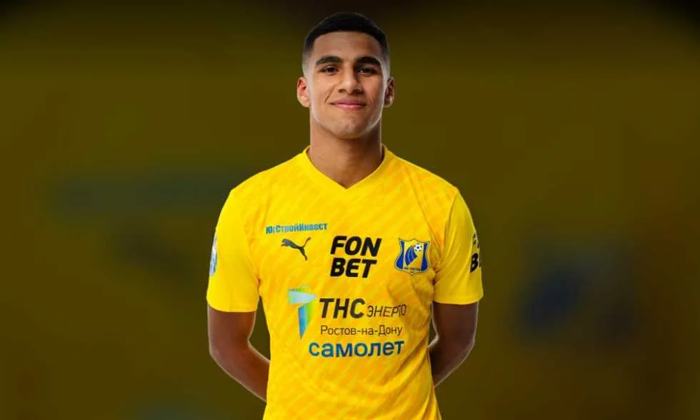 الأهلي يفاجئ إياد العسقلاني.. وعفروتو يوصي بهذه الصفقة لتعويض وسام أبو علي الأهلي يفاجئ إياد العسقلاني.. وعفروتو يوصي بهذه الصفقة لتعويض وسام أبو علي