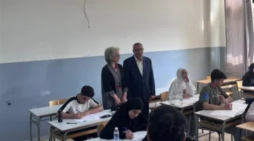 بالصور: وزيرة التربية تراقب سير الامتحانات الرسمية في الجنوب