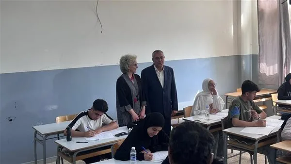 بالصور: وزيرة التربية تراقب سير الامتحانات الرسمية في الجنوب بالصور: وزيرة التربية تراقب سير الامتحانات الرسمية في الجنوب