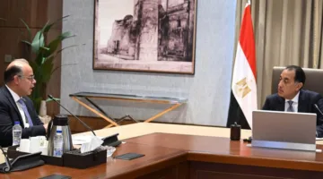 رئيس الوزراء يجتمع برئيس هيئة الرقابة المالية لمناقشة مجموعة من قضايا العمل في الهيئة