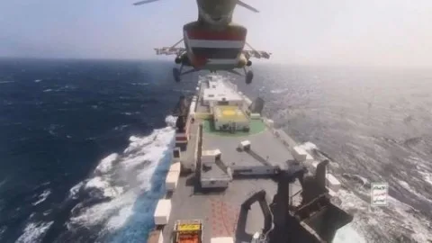 أهم الهجمات التي نفذها أنصار الله ضد السفن التجارية قبالة سواحل اليمن أهم الهجمات التي نفذها أنصار الله ضد السفن التجارية قبالة سواحل اليمن