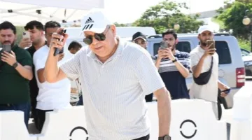 محمد محمود، علاء مرسي، وعفاف مصطفى في مراسم تشييع سامح عبد العزيز (صور)