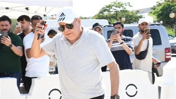 محمد محمود، علاء مرسي، وعفاف مصطفى في مراسم تشييع سامح عبد العزيز (صور) محمد محمود، علاء مرسي، وعفاف مصطفى في مراسم تشييع سامح عبد العزيز (صور)