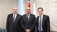 وزير التربية والتعليم والسفير الألماني يقدمون أحدث التطورات بشأن مشروع المدارس المصرية-الألمانية