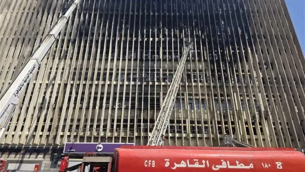 مصطفى بكري: مصر تحتوي على 4 شركات اتصالات، وتحميل الأزمة على طرف واحد ليس دقيقاً.