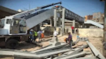 محافظ القليوبية يراقب تقدم أعمال تحديث جسر المشاة في وابور الثلج ببنها