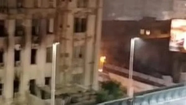 إخماد حريق صغير في سنترال رمسيس نتيجة لتبعات الحريق السابق إخماد حريق صغير في سنترال رمسيس نتيجة لتبعات الحريق السابق