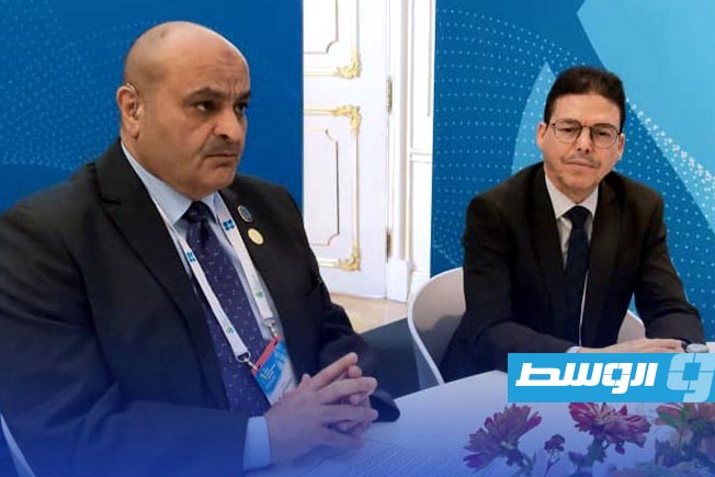 جانب من لقاء وزير النفط والغاز خليفة عبدالصادق مع الأمين العام لمنظمة «أوابك» جمال اللوغاني، الخميس 10 يوليو 2025 (صفحة وزارة النفط والغاز على فيسبوك)