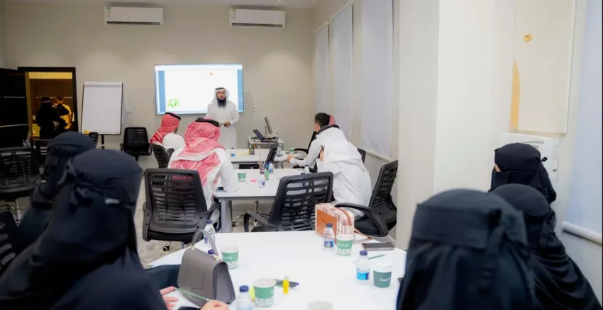محمية الملك سلمان تطلق برنامجًا لعملية إعادة التدوير في الجوف محمية الملك سلمان تطلق برنامجًا لعملية إعادة التدوير في الجوف