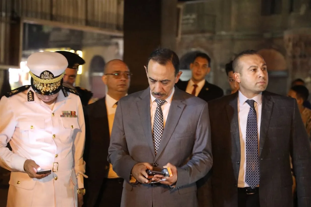 مدير أمن العاصمة يزور موقع حريق المقر الإداري لسنترال رمسيس مدير أمن العاصمة يزور موقع حريق المقر الإداري لسنترال رمسيس
