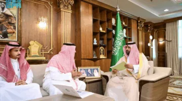 أمير جازان يستعرض أعمال لجنة مراقبة أملاك الدولة وإزالة التعديات في المنطقة