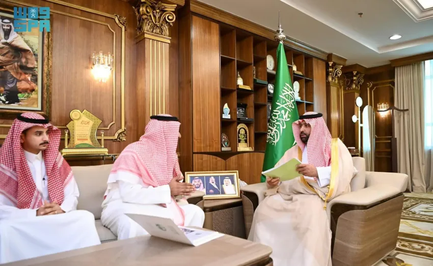 أمير جازان يستعرض أعمال لجنة مراقبة أملاك الدولة وإزالة التعديات في المنطقة