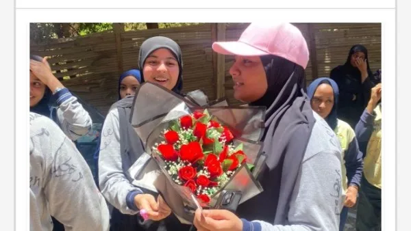 أسوان خلال يوم واحد: احتفالات بنهاية امتحانات الثانوية العامة ومتابعة مشروعات حياة كريمة والبيئة الصحية. أسوان خلال يوم واحد: احتفالات بنهاية امتحانات الثانوية العامة ومتابعة مشروعات حياة كريمة والبيئة الصحية.