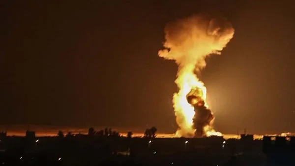 ضحايا في غارة جوية إسرائيلية على مدرسة تأوي نازحين في غزة