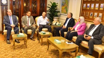 محافظ أسيوط يناقش مع رئيس البنك الزراعي المصري سبل التعاون لدعم المشاريع الزراعية