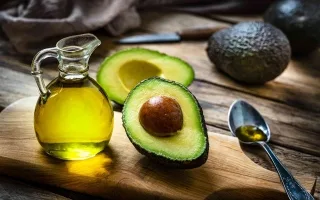 زيت الأفوكادو في الطهي: نكهة لذيذة وفوائد رائعة