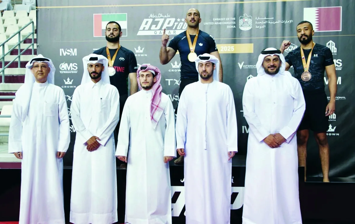 سفارة الإمارات في الدوحة تقيم مجموعة من الأنشطة الرياضية سفارة الإمارات في الدوحة تقيم مجموعة من الأنشطة الرياضية