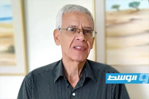 الحصادي: فيلسوف استقبل التساؤلات وتحلق بعيدًا عن قيود القاعة