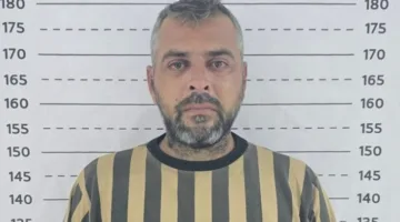 السلطات السورية توقيف شخص استلم أموالًا من رامي مخلوف لإنشاء خلايا إرهابية.