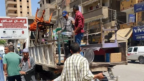 محافظ أسيوط يأمر بزيادة جهود إزالة التعديات والمخالفات لضمان انضباط المرور محافظ أسيوط يأمر بزيادة جهود إزالة التعديات والمخالفات لضمان انضباط المرور