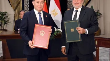 محافظ البنك المركزي يبرم اتفاقية تعاون مع نظيره الصيني لتعزيز الشراكة بين البلدين
